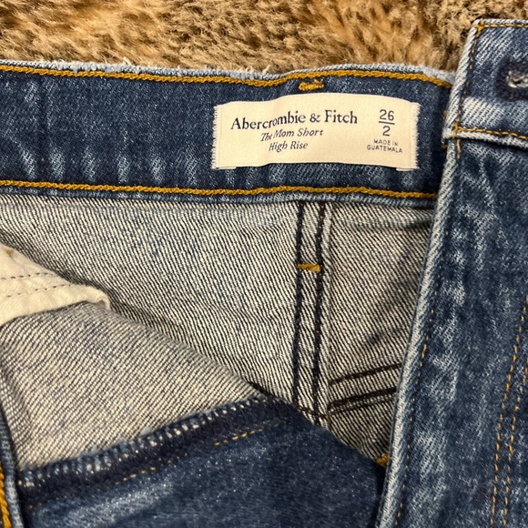 ABERCOMBIE JEAN SHORTS - Picture 5 of 6